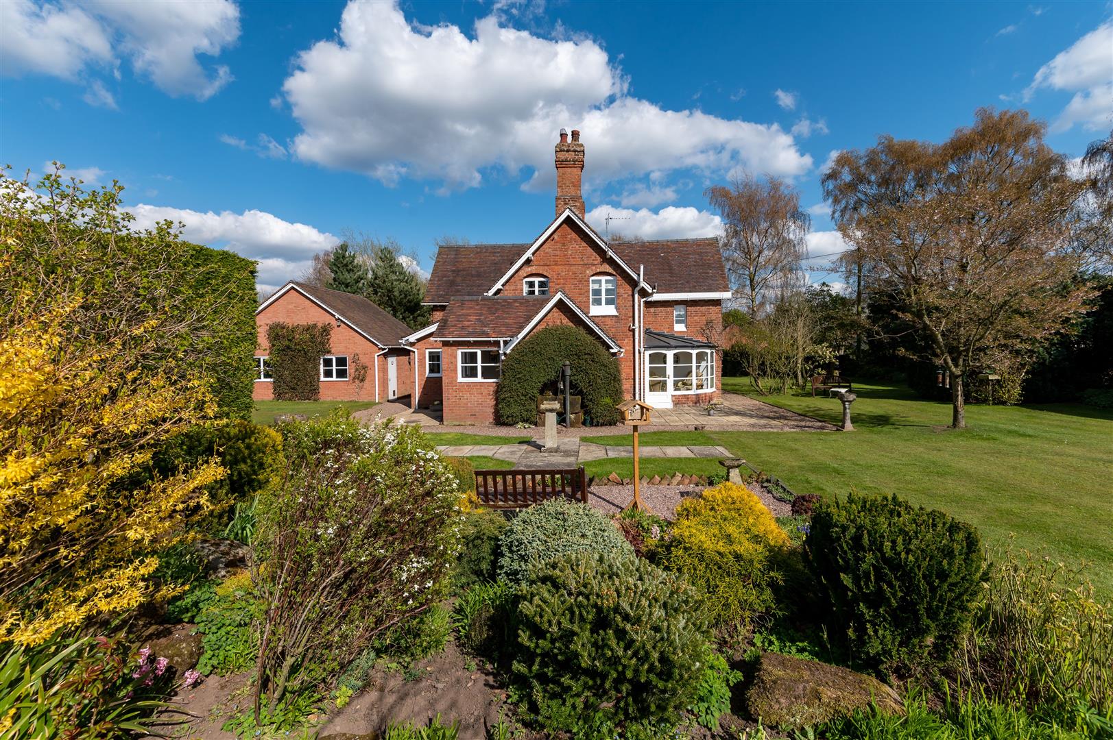 Hatton House High Hatton, Shrewsbury, SY4 4EZ SSTC Monks